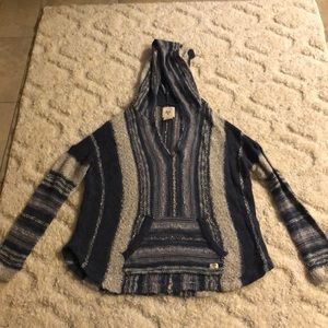 Lightweight pullover sweater